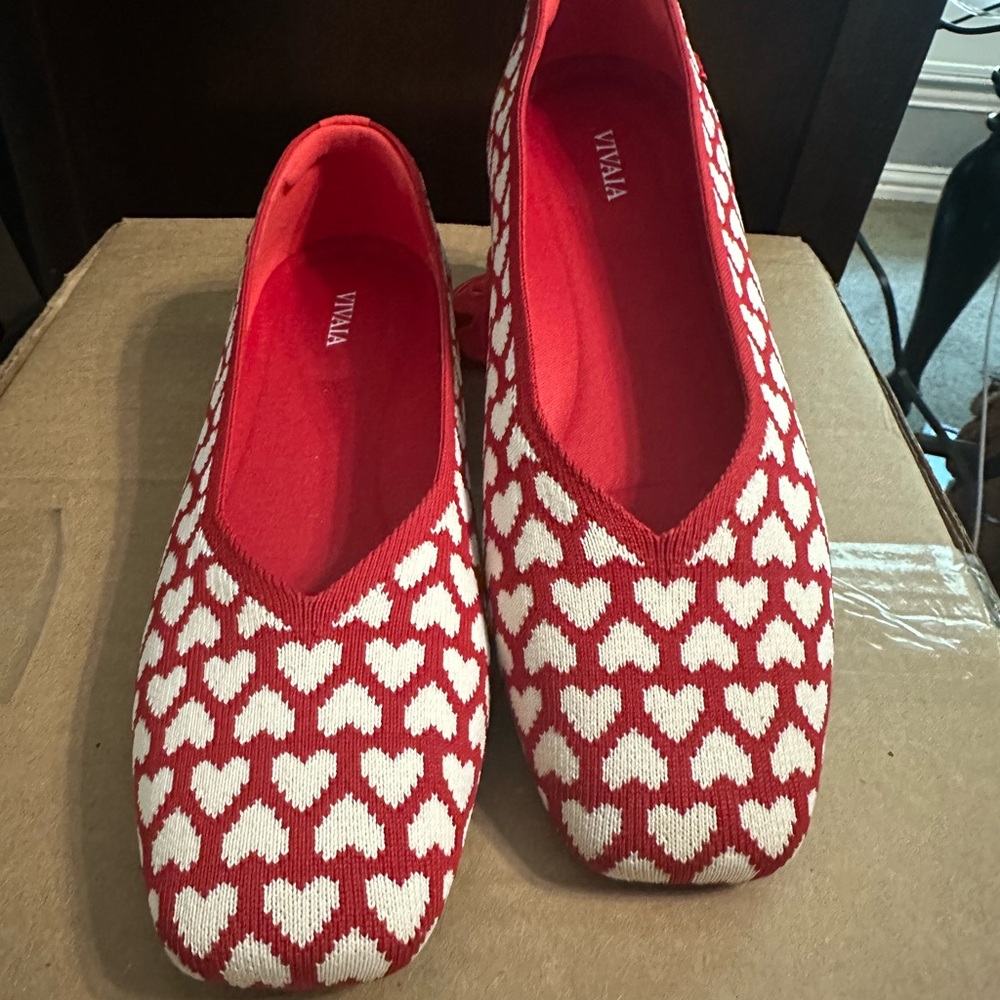 Red and White Heart Pattern Flats Vivaia NWOT
